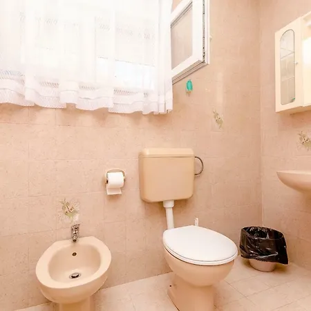 Toma Apartment